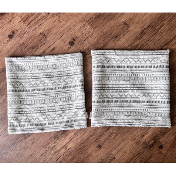 Mika Home Pack of 2 Throw Pillow Covers Bohemian Geometric Pattern 20x20 - Picture 1 of 3